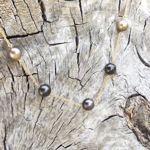 Tahitian pearl necklace